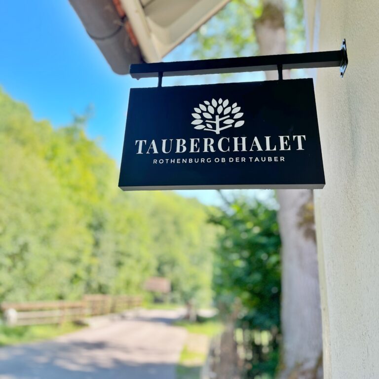 logo_aussenansicht_tauberchalet