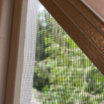 fliegengitter_moskitonetze_fenster_ferienhaus_komfort_rothenburg_bayern_fachwerkhaus_familien_paare_jga_freundinnen_auszeig
