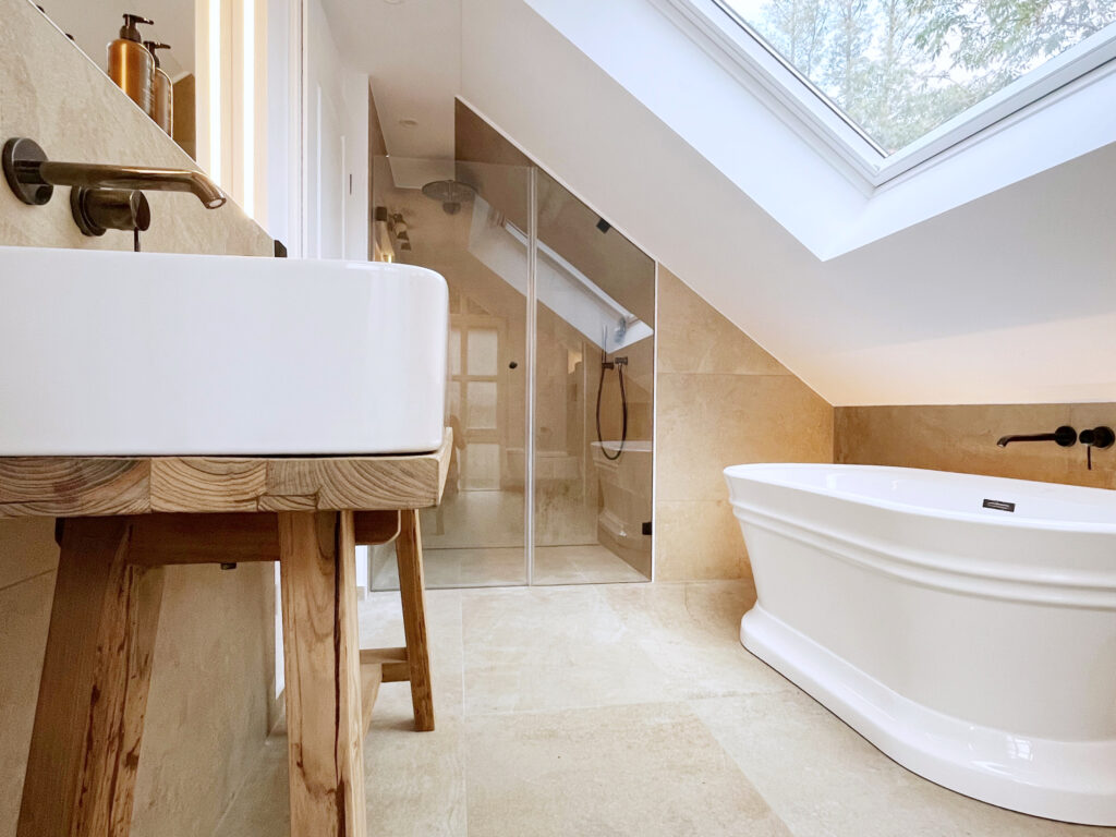 unique-airbnb-germany-bavaria-tauberchalet